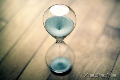 早安心语：沙漏记得，我们遗忘的时光 (10)